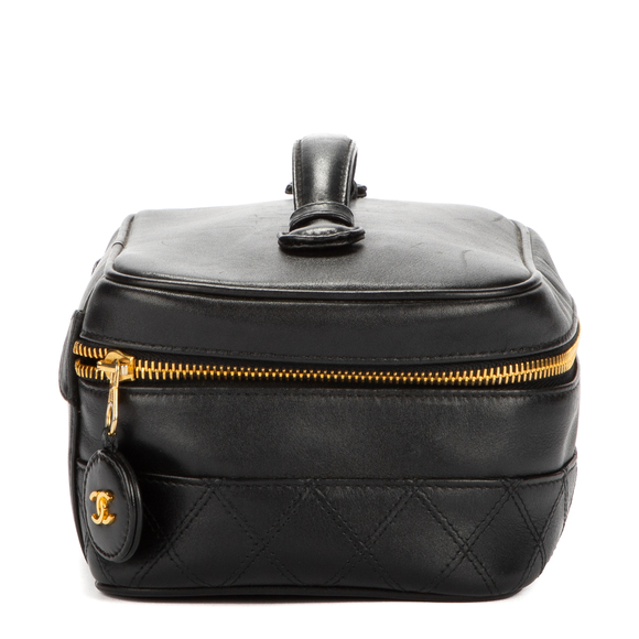 Chanel Vanity Case - Picture 5 of 8